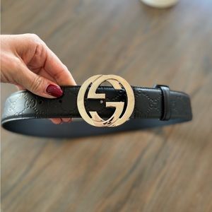 Men’s Gucci black leather belt